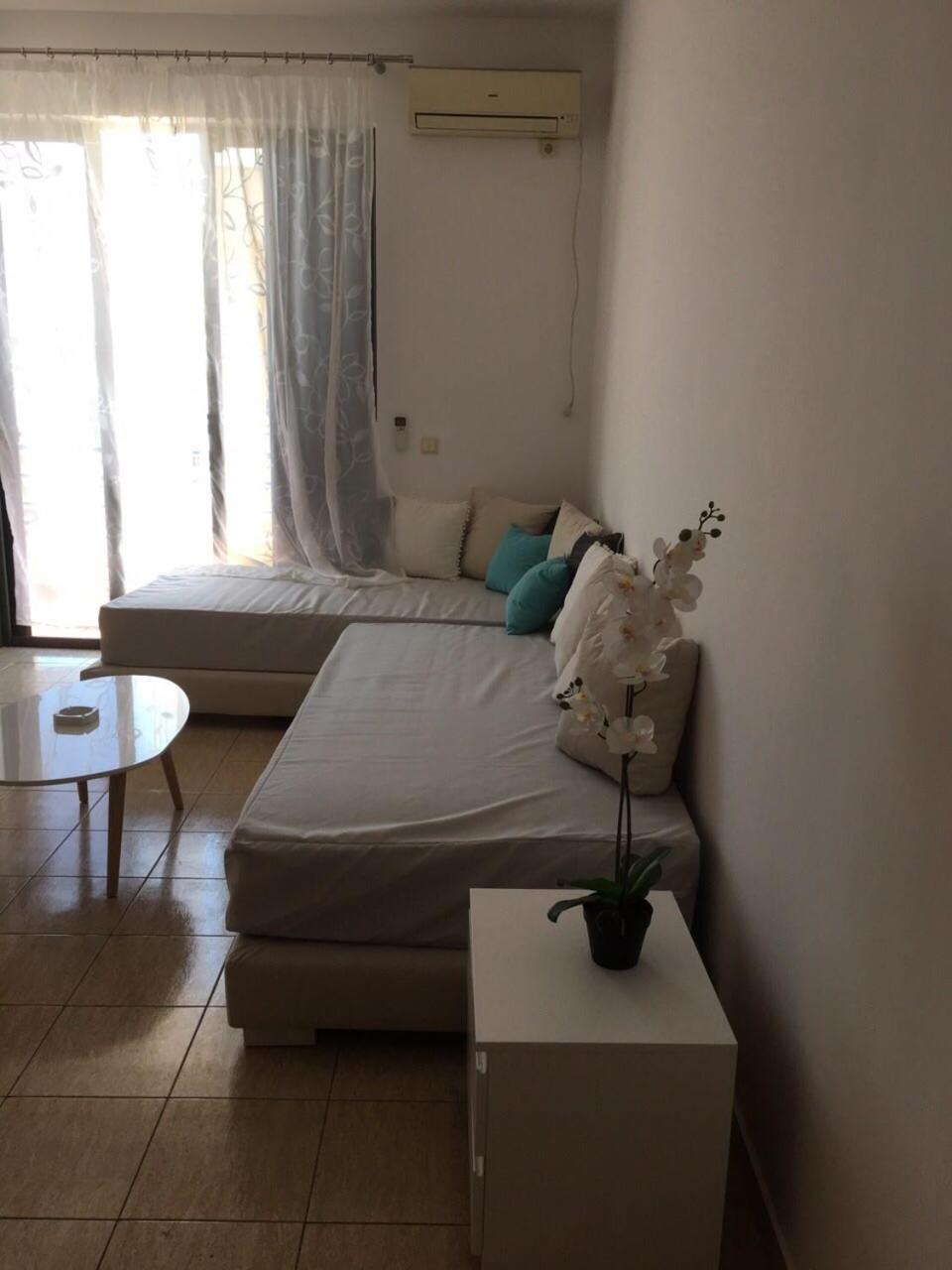 Sea And Sky Apartments ساراندا الغرفة الصورة