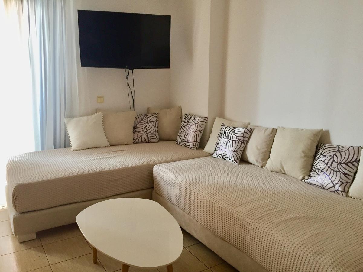 Sea And Sky Apartments ساراندا المظهر الخارجي الصورة